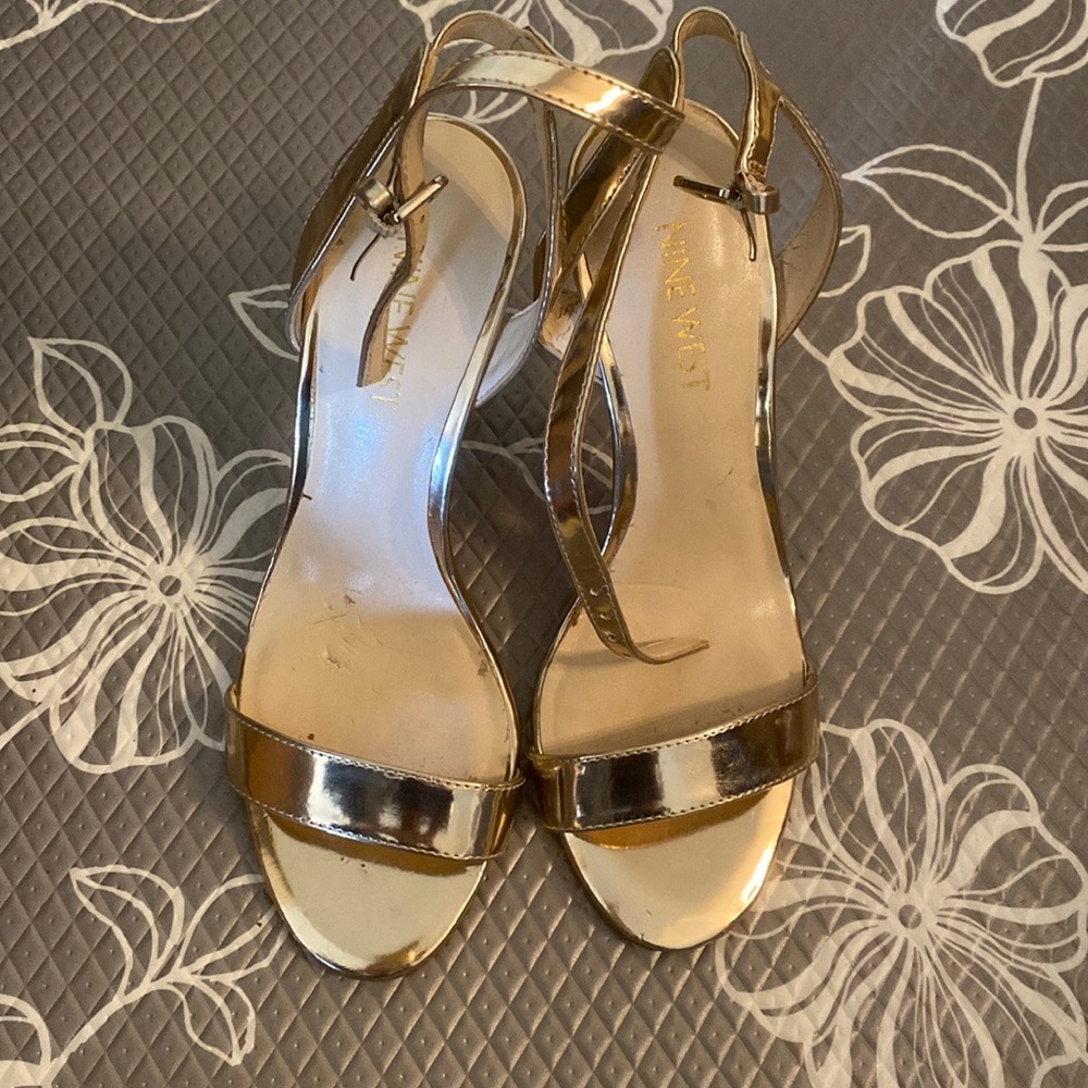 Sexy heels for dress and skirt